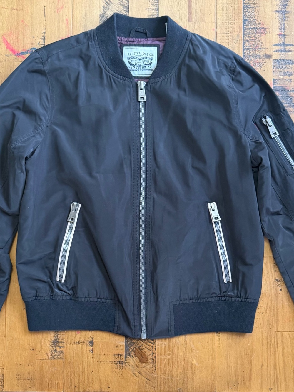 Levi’s Women’s Lightweight Black Bomber Jacket Size L Zip